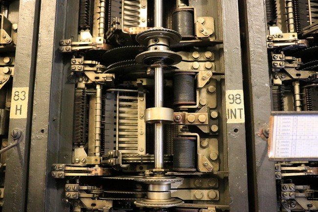 Rotary switch - photo by Károly Teleki Rotary switch